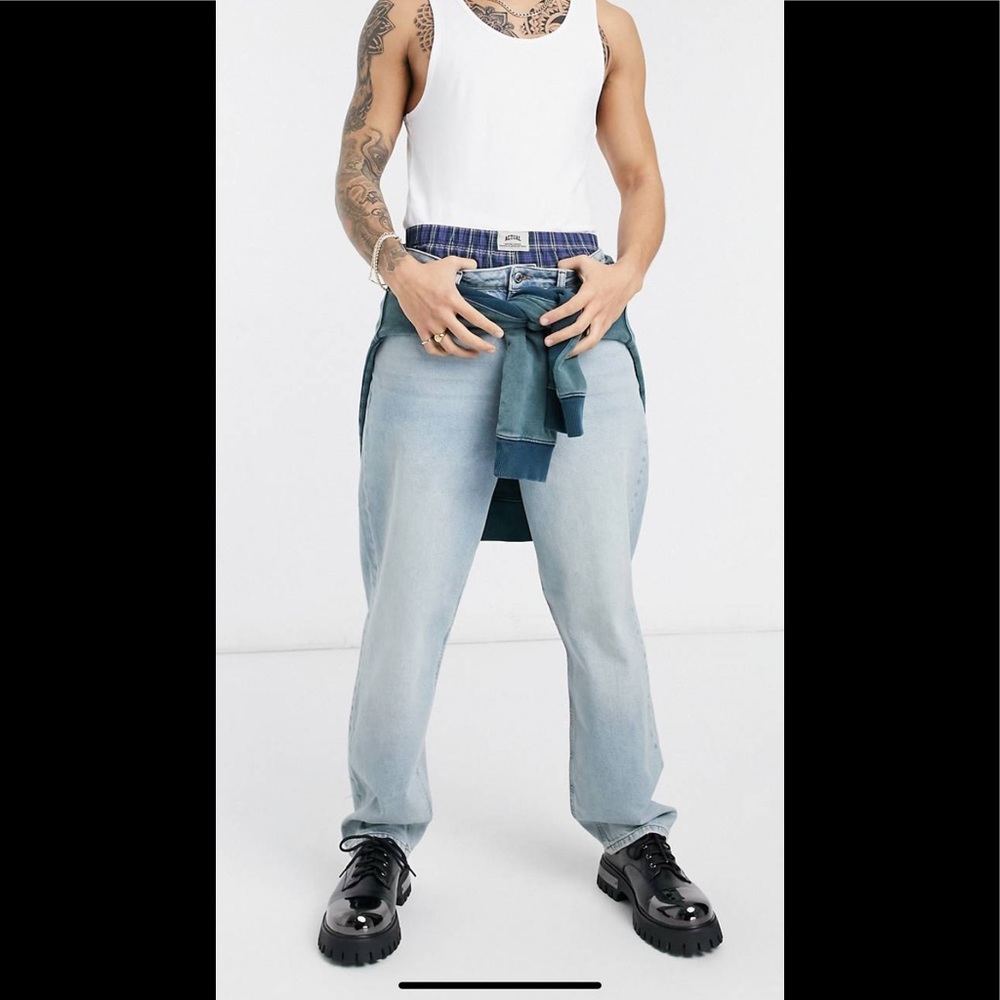 ASOS DESIGN men’s baggy skater jeans in light blue
